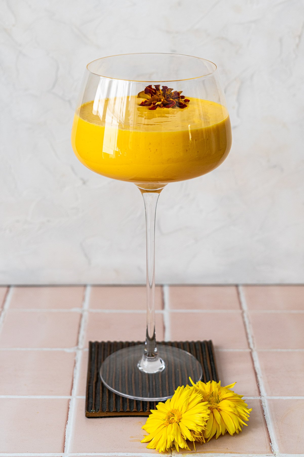 Indian Mango Lassi recipe ( Restaurant Style ) - Sandhya's Kitchen