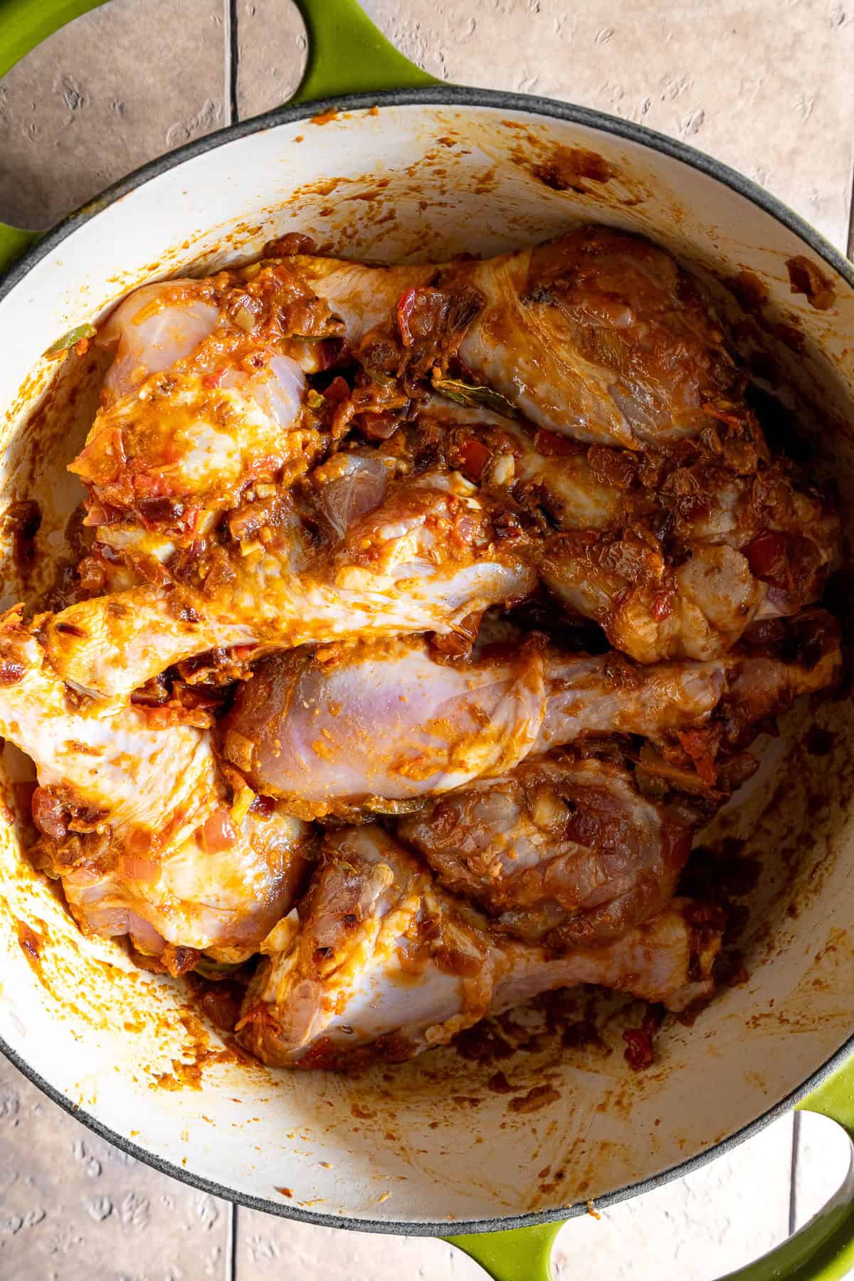 Chicken drumsticks tossed with tomato onion masala.